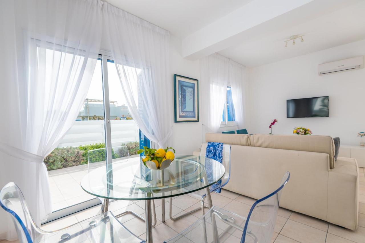 Narcissos Bay View Villa プロタラス エクステリア 写真